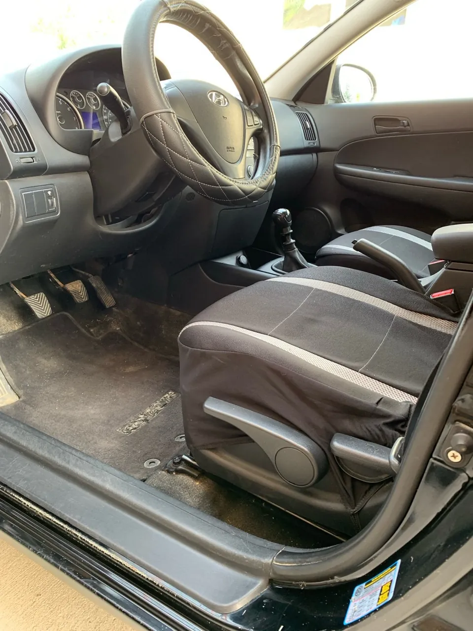 Hyundai Elantra 2010 photo 3