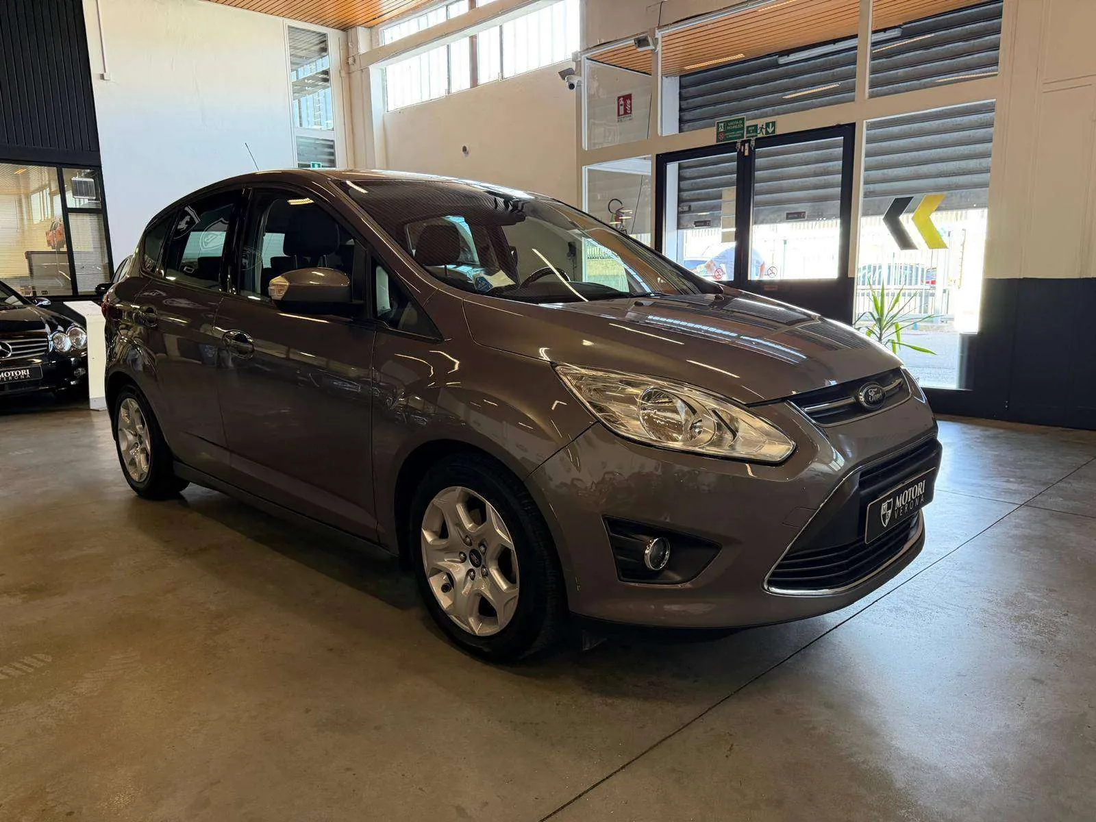 Ford C-Max 2014 photo 2