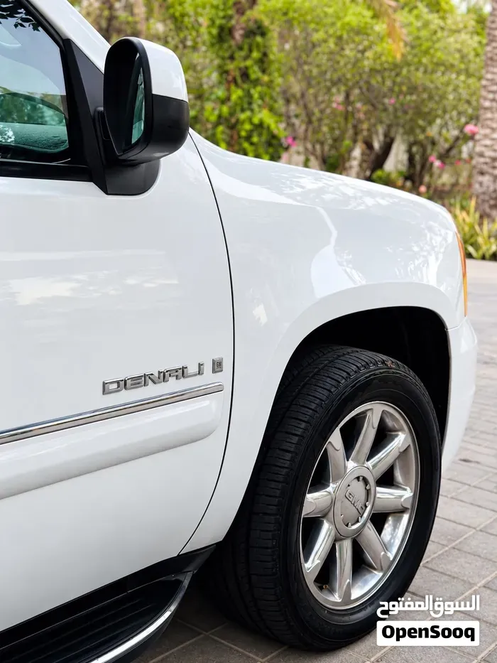 GMC Yukon 2008 photo 4