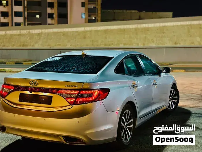 Hyundai Azera 2012 photo 2