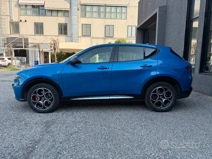Alfa Romeo Tonale 2023 photo 3