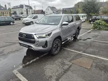 Toyota Hilux 2023 photo 3