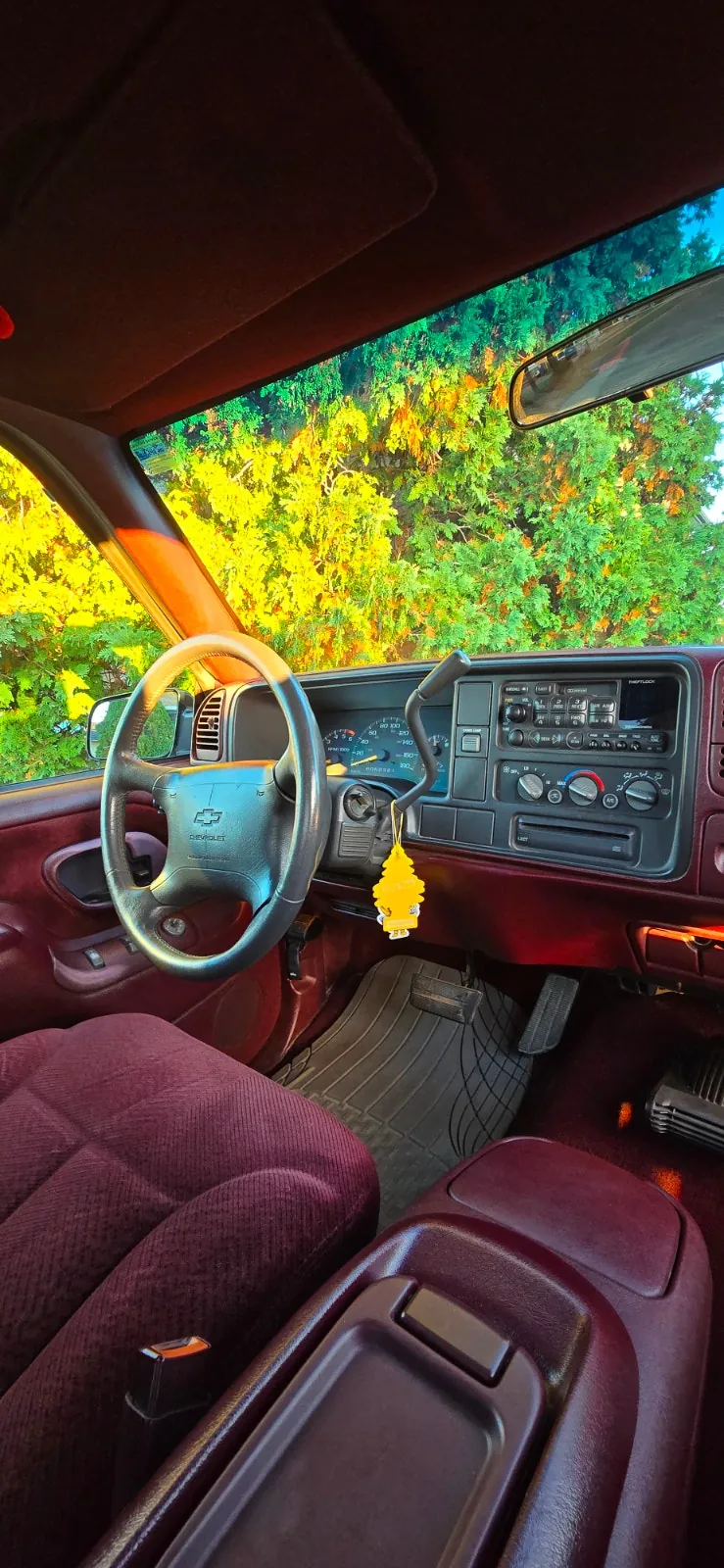Chevrolet C/K Pickup 1500 1996 photo 2