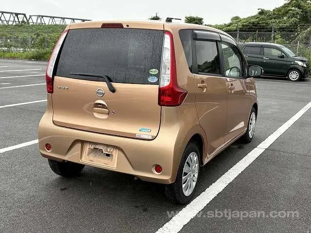 Nissan Dayz X 2014 photo 4