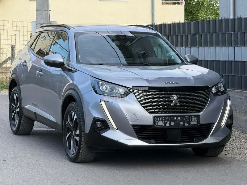 Peugeot 2008 2021 photo 4