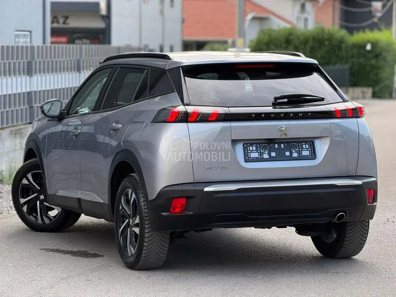 Peugeot 2008 2021 photo 2
