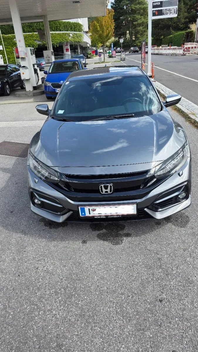 Honda Civic 2021 photo 2