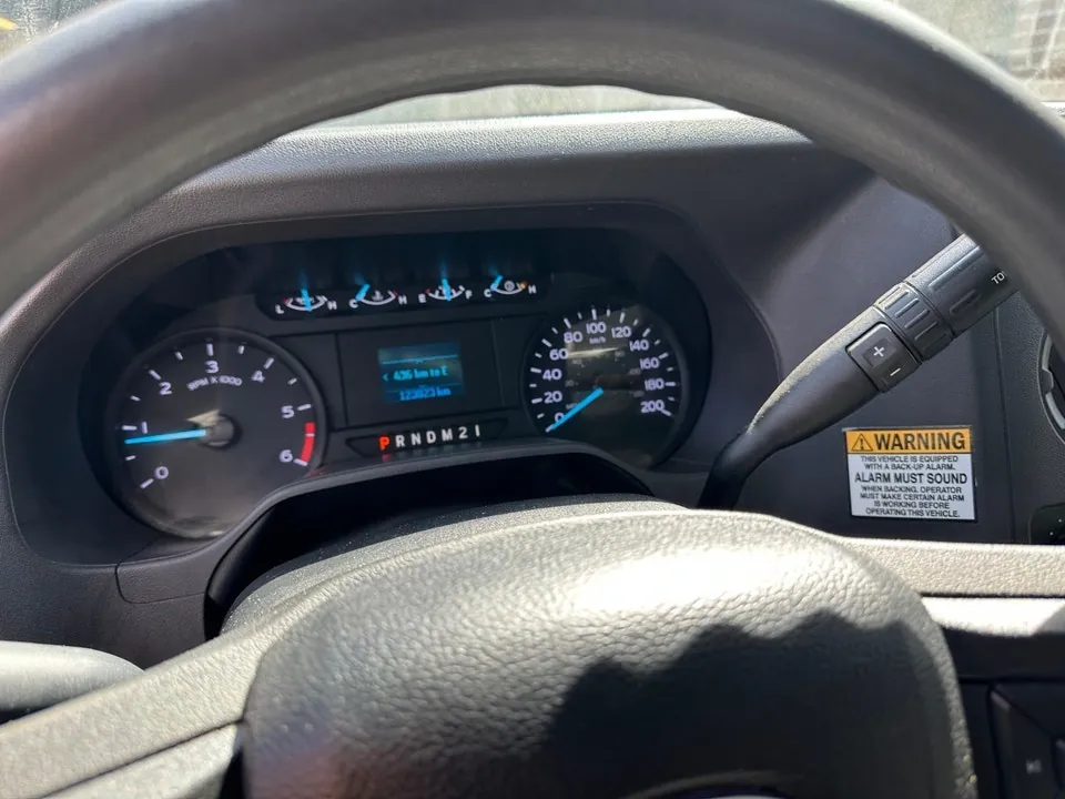Ford E-Series 2023 photo 4