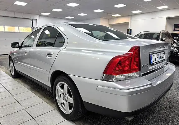 Volvo S60 2008 photo 3