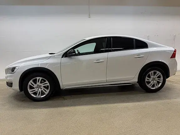 Volvo S60 Cross Country 2018 photo 3