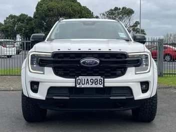Ford Everest 2024 photo 3