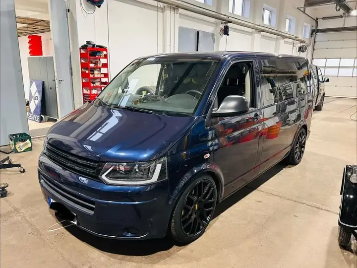 Volkswagen T5.2 Caravelle