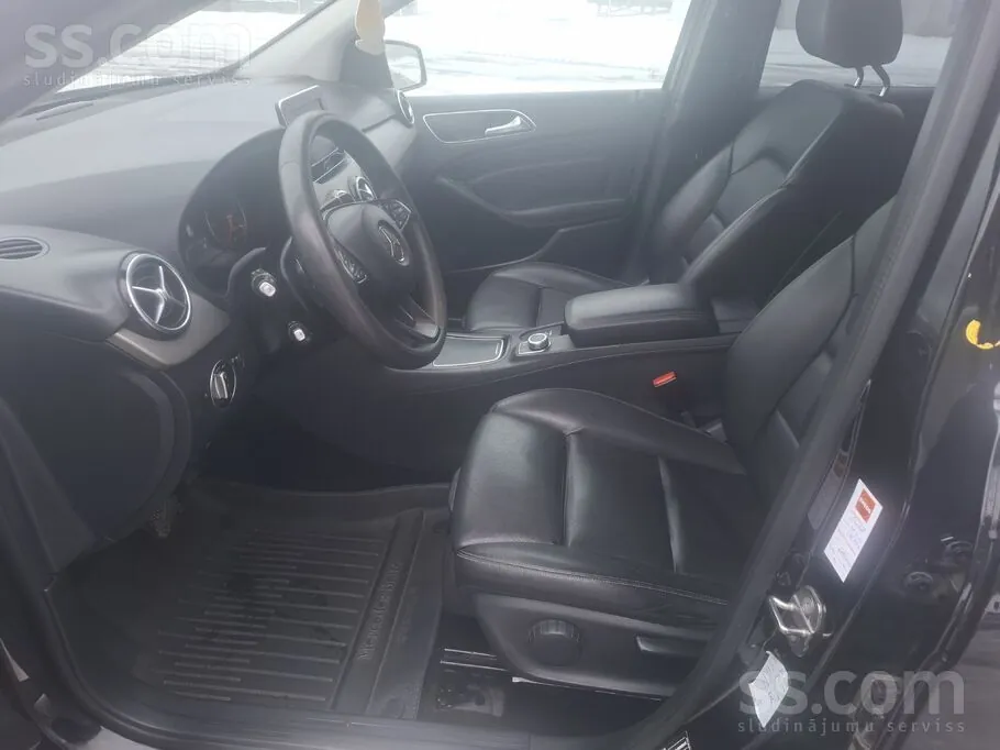 Mercedes-Benz B200 2018 photo 5