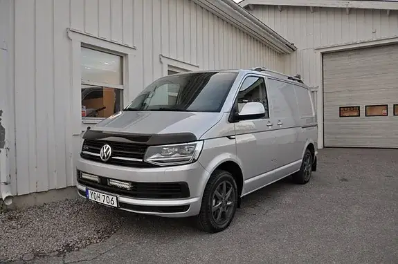 Volkswagen Transporter 2018 photo 3