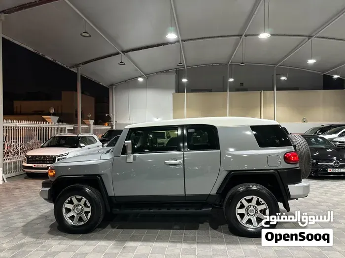 Toyota Fj Cruiser 2020 photo 2