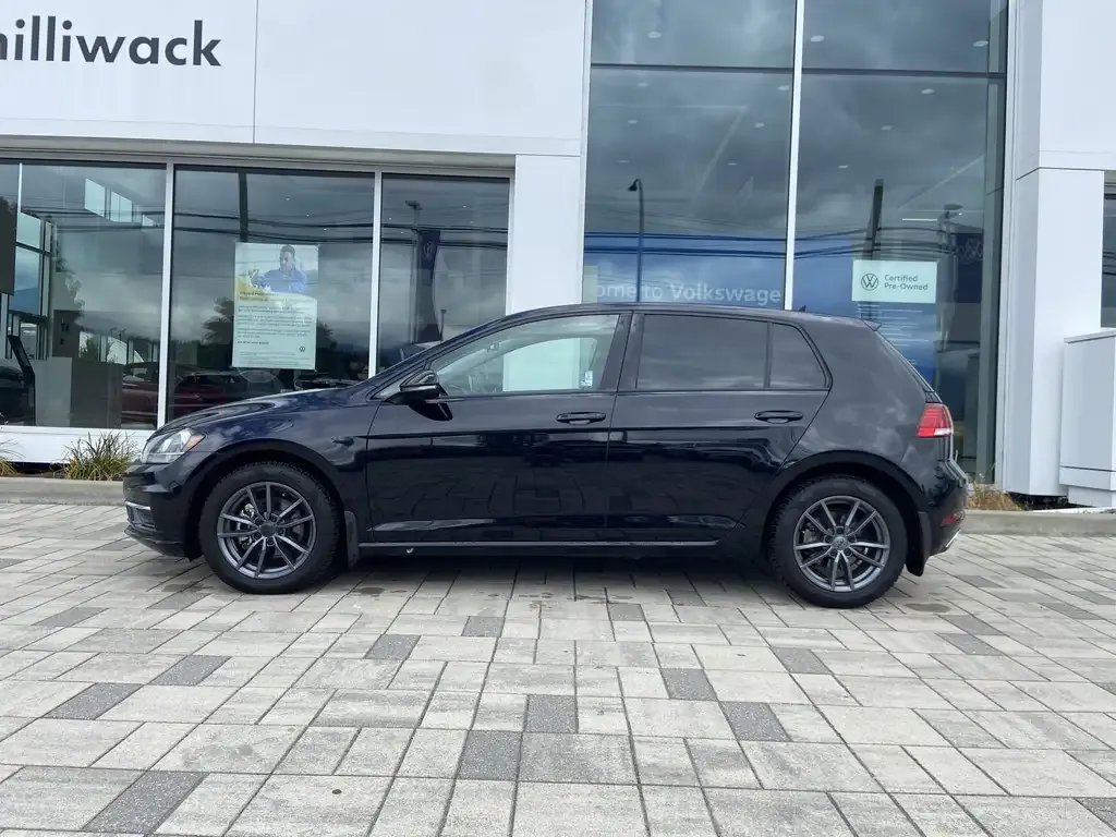 Volkswagen Golf 2021 photo 2