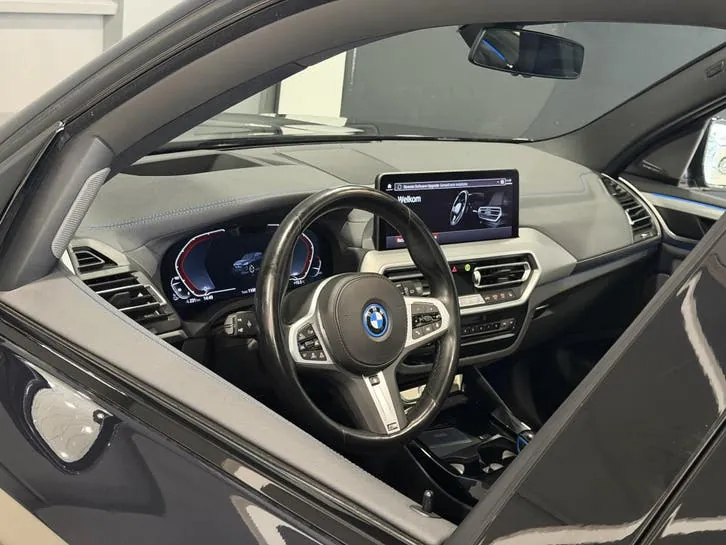 BMW Ix3 2022 photo 3