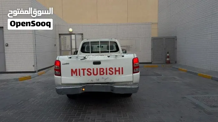 Mitsubishi L200 2015 photo 4