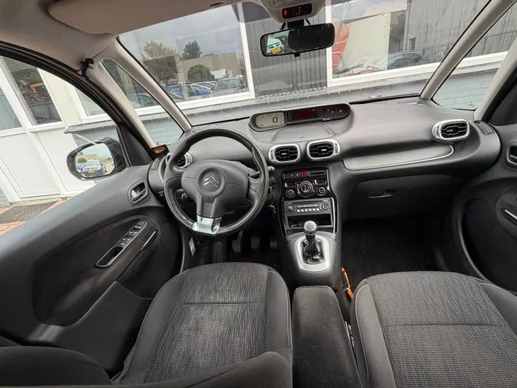 Citroen C3 Picasso 2010 photo 2