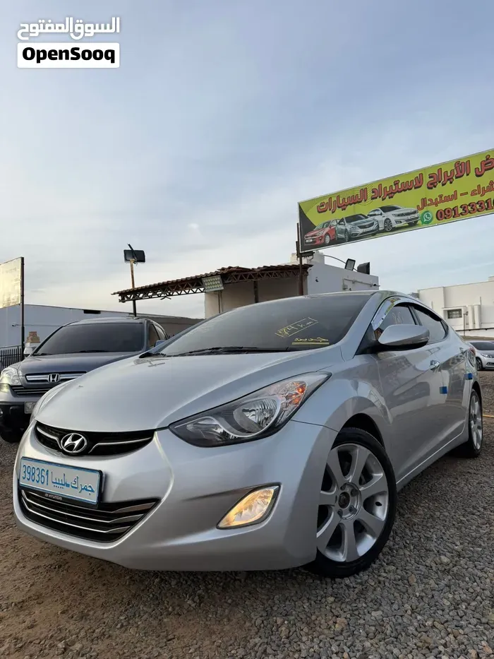 Hyundai Avante 2012 photo 4