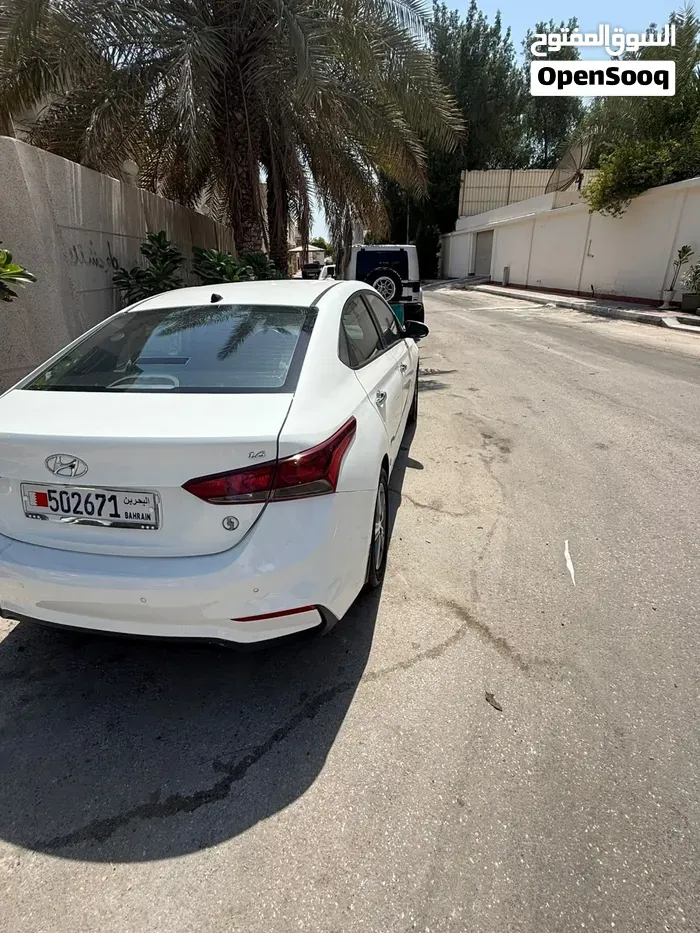 Hyundai Accent 2018 photo 3