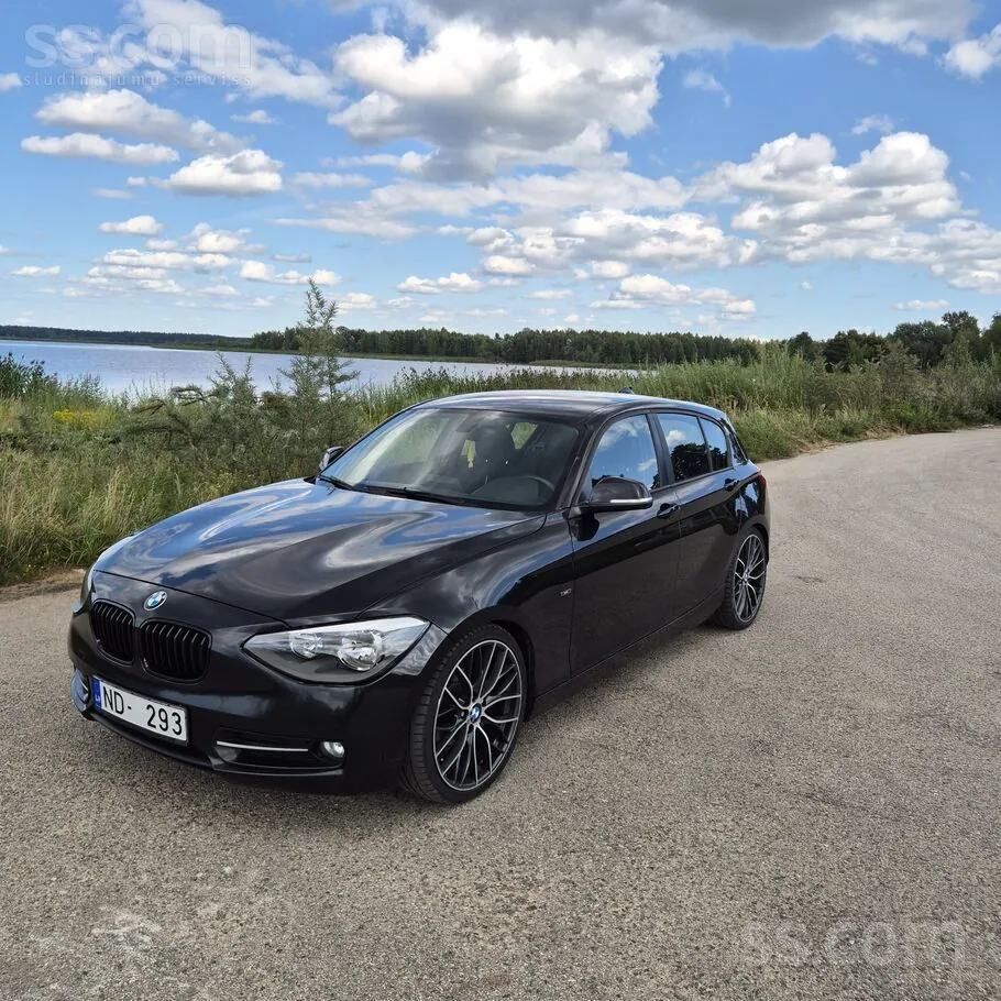 BMW 118 2011 photo 2