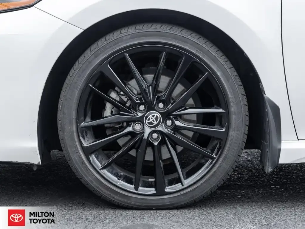 Toyota Camry 2022 photo 4
