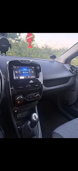 Renault Clio Iv 2013 photo 4