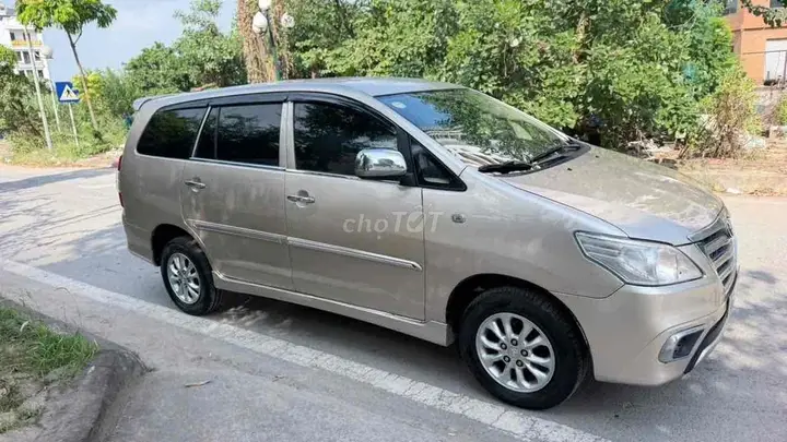 Toyota Innova 2014 photo 4