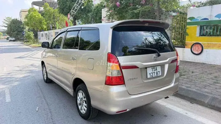 Toyota Innova 2014 photo 3