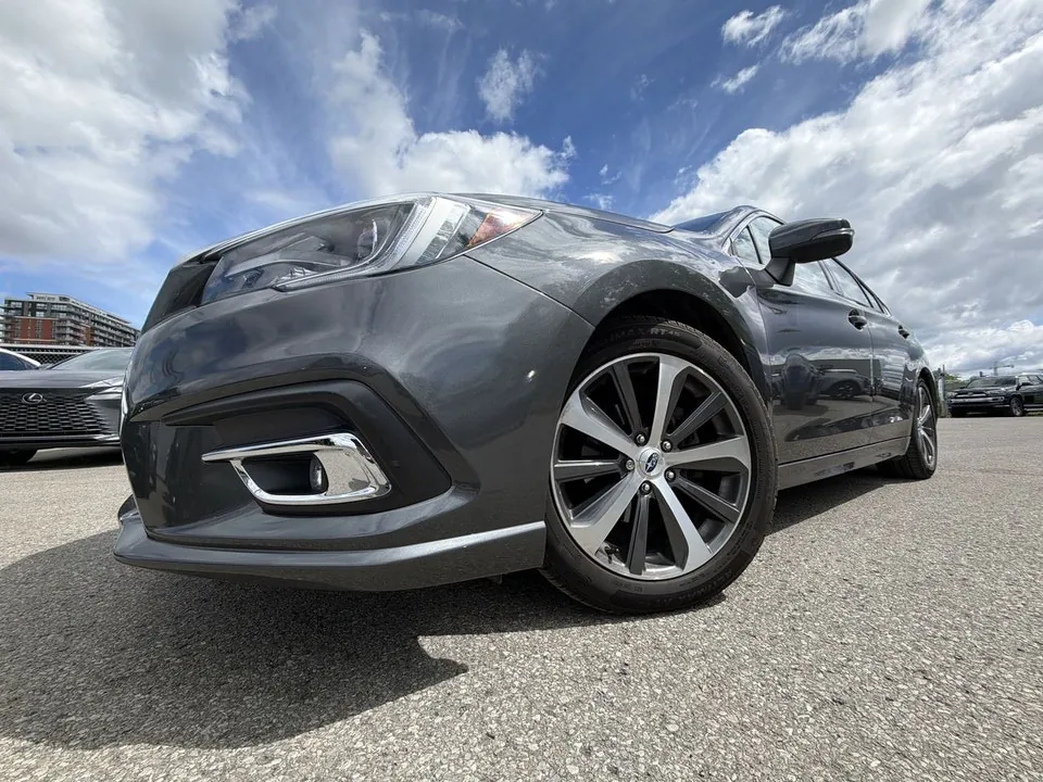 Subaru Legacy 2018 photo 2