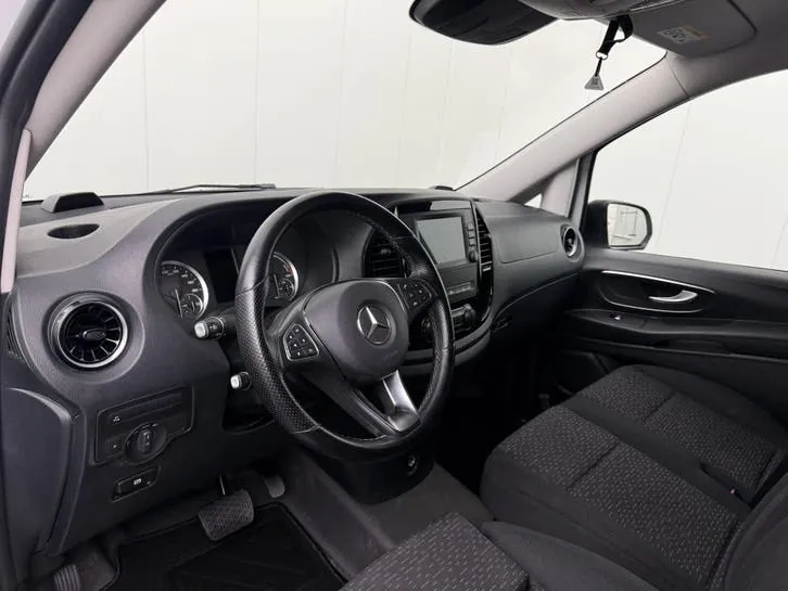 Mercedes-Benz Evito 2024 photo 3