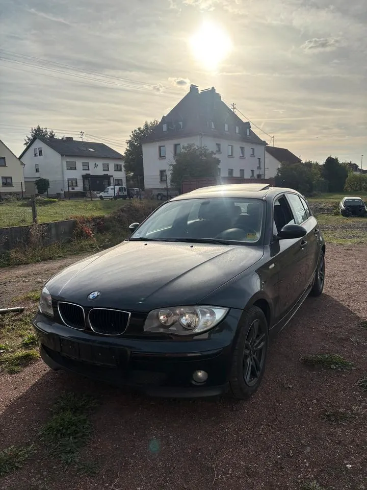 BMW 116I E87