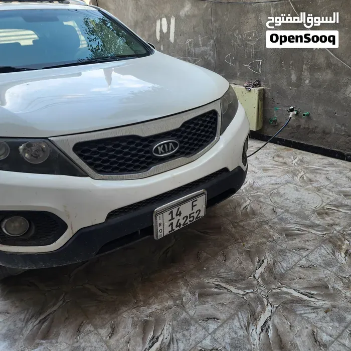 Kia Sorento 2011 photo 4