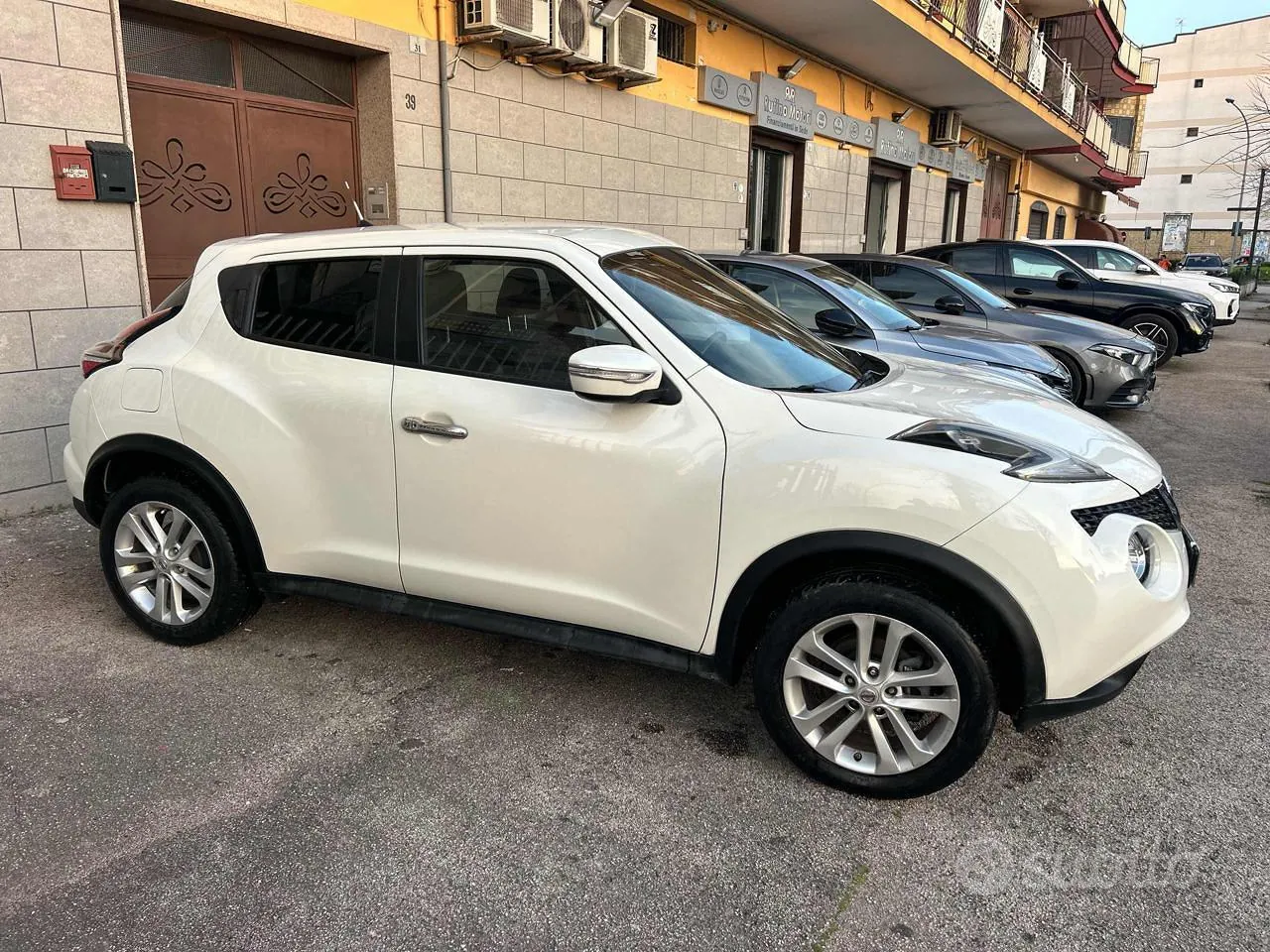 Nissan Juke 2016 photo 2