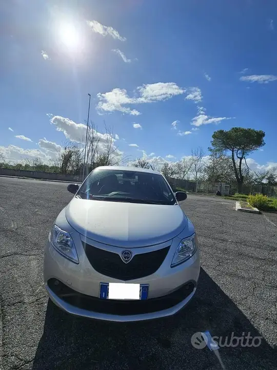 Lancia Ypsilon 2019 photo 3