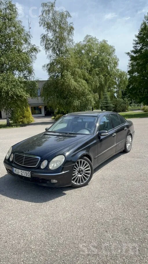 Mercedes-Benz E270