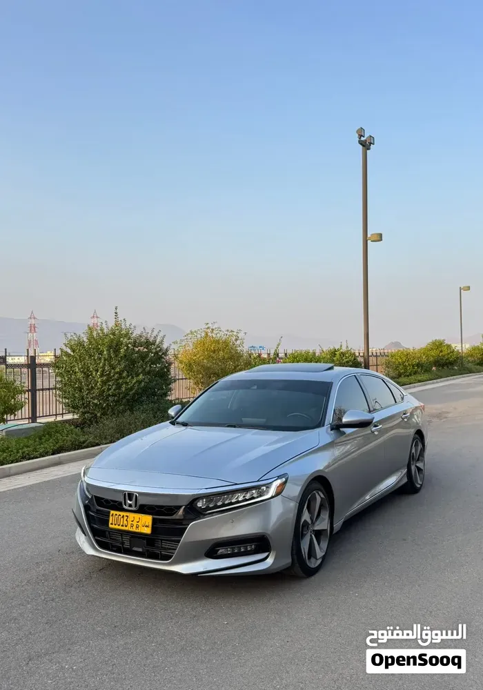 Honda Accord 2019 photo 2