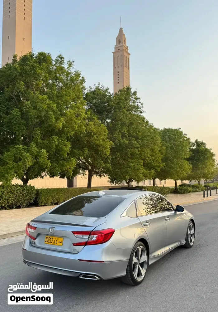 Honda Accord 2019 photo 4
