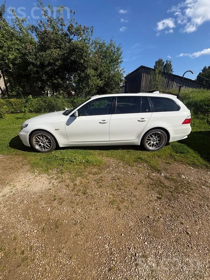 BMW 530 2007 photo 4