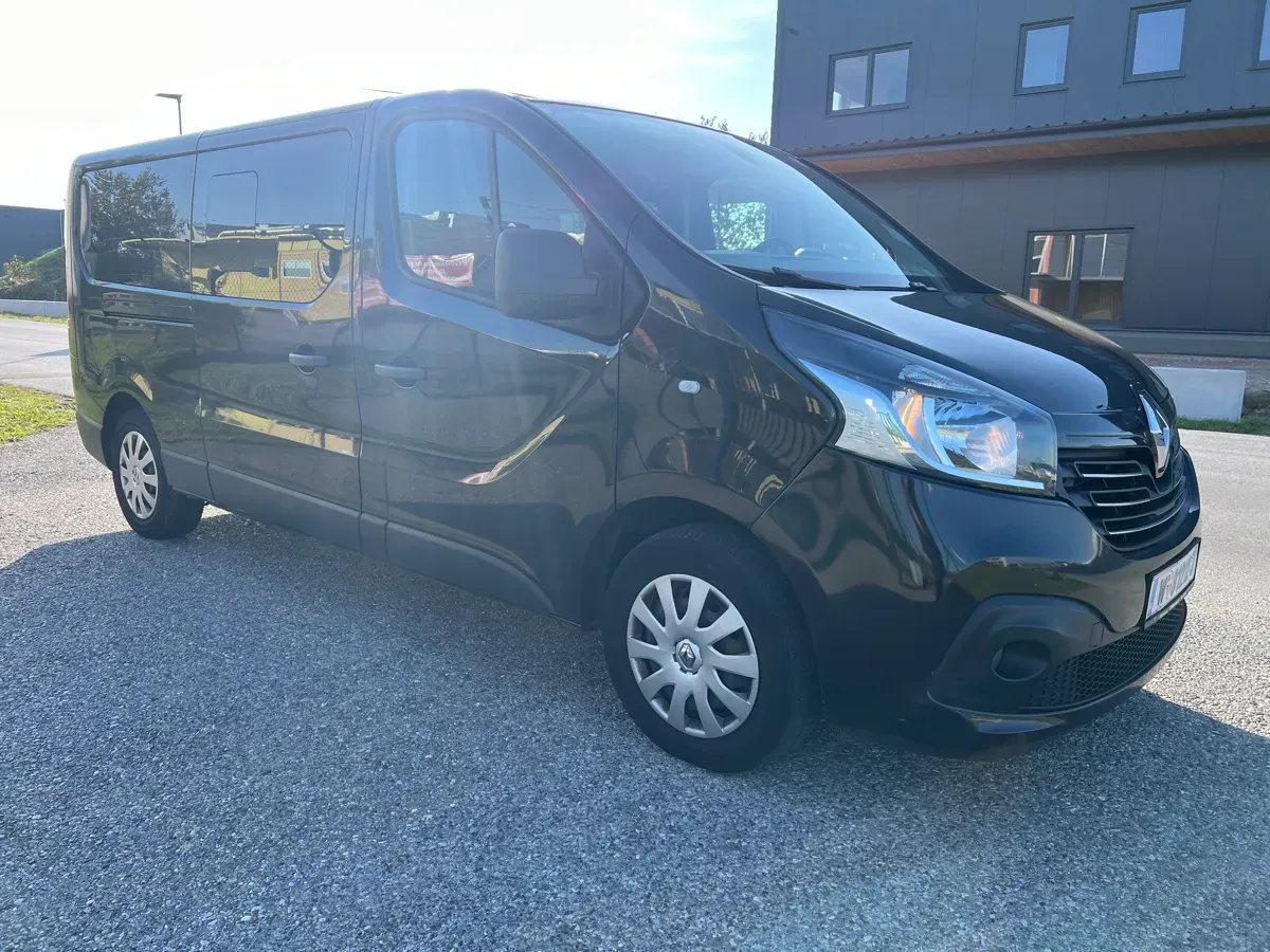 Renault Trafic 2017 photo 3