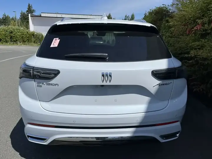 Buick Envision 2026 photo 4