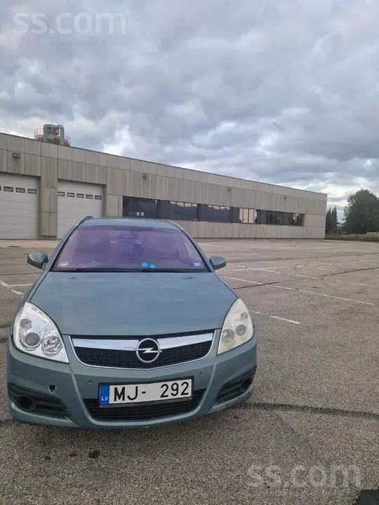 Opel Vectra 2006 photo 2