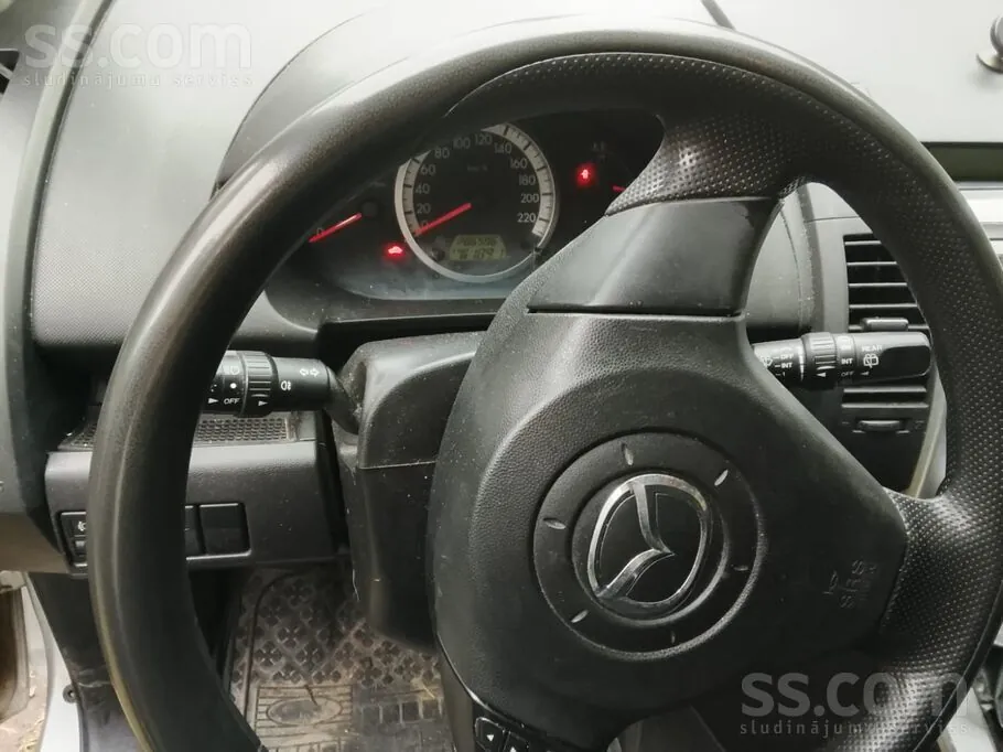 Mazda Mazda5