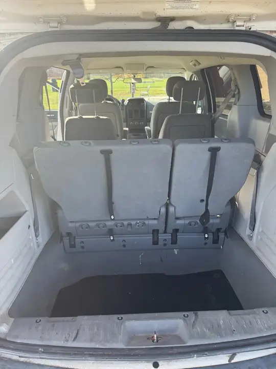 Dodge Caravan 2009 photo 4