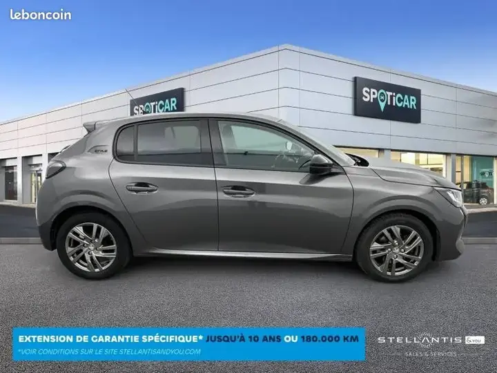 Peugeot 208 2022 photo 4