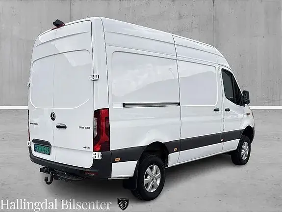 Mercedes-Benz Sprinter 2023 photo 3