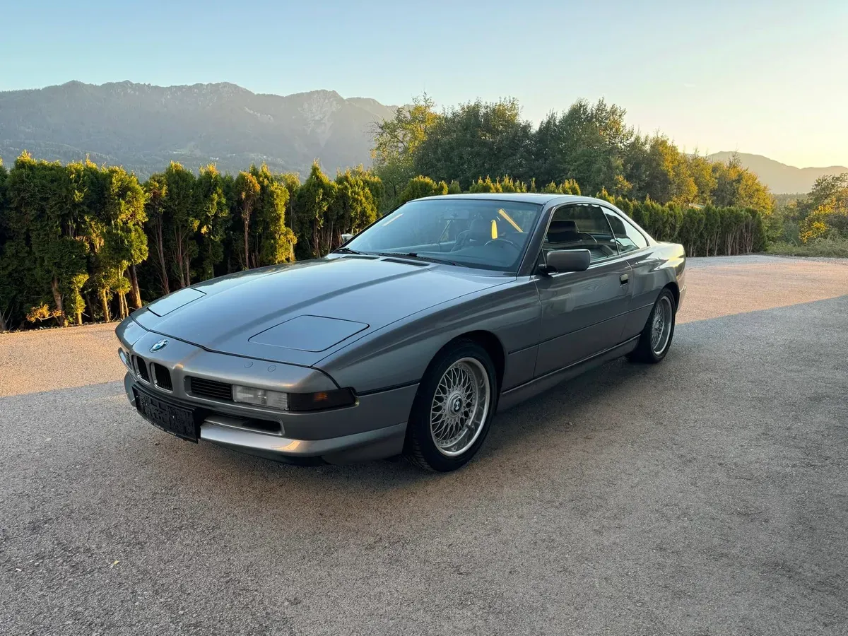 BMW 8 Series 1991 photo 2