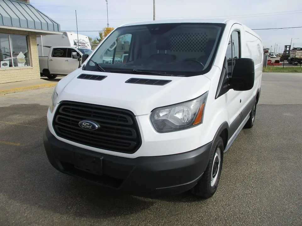 Ford Transit Cargo 2017 photo 2