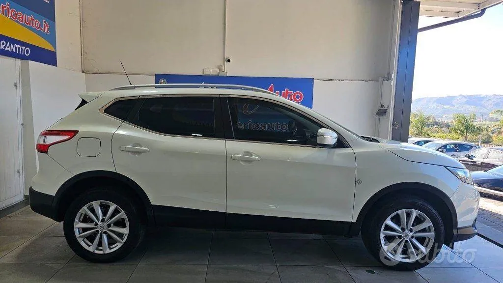 Nissan Qashqai 2014 photo 4